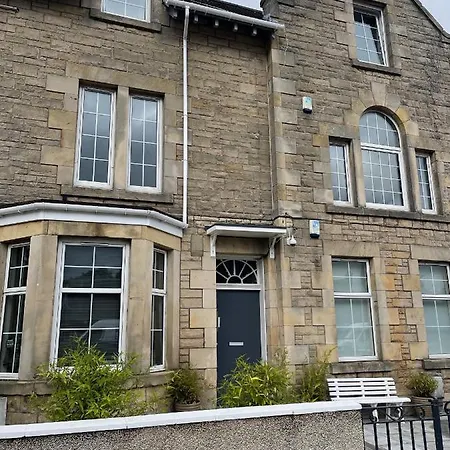 Premier 2 Bed Flat C Apartment Broxburn Exterior photo