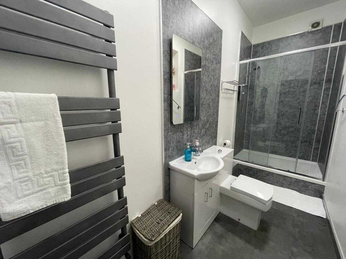 Premier 2 Bedrooms C Appartement Broxburn